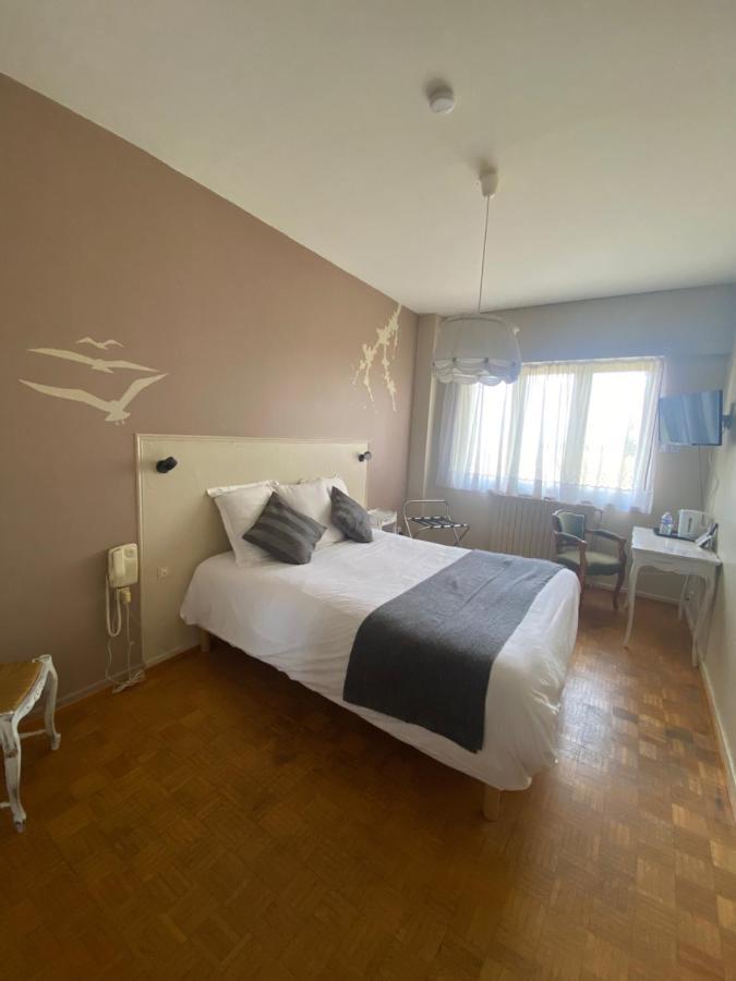 Logis L'Auberge Du Gros Silly-sur-Nied Экстерьер фото